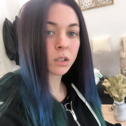 Laura profile