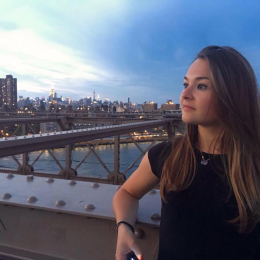 Justine profile