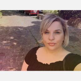 Alexandra profile