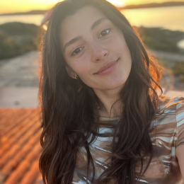 Maéva profile