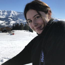 Léa profile